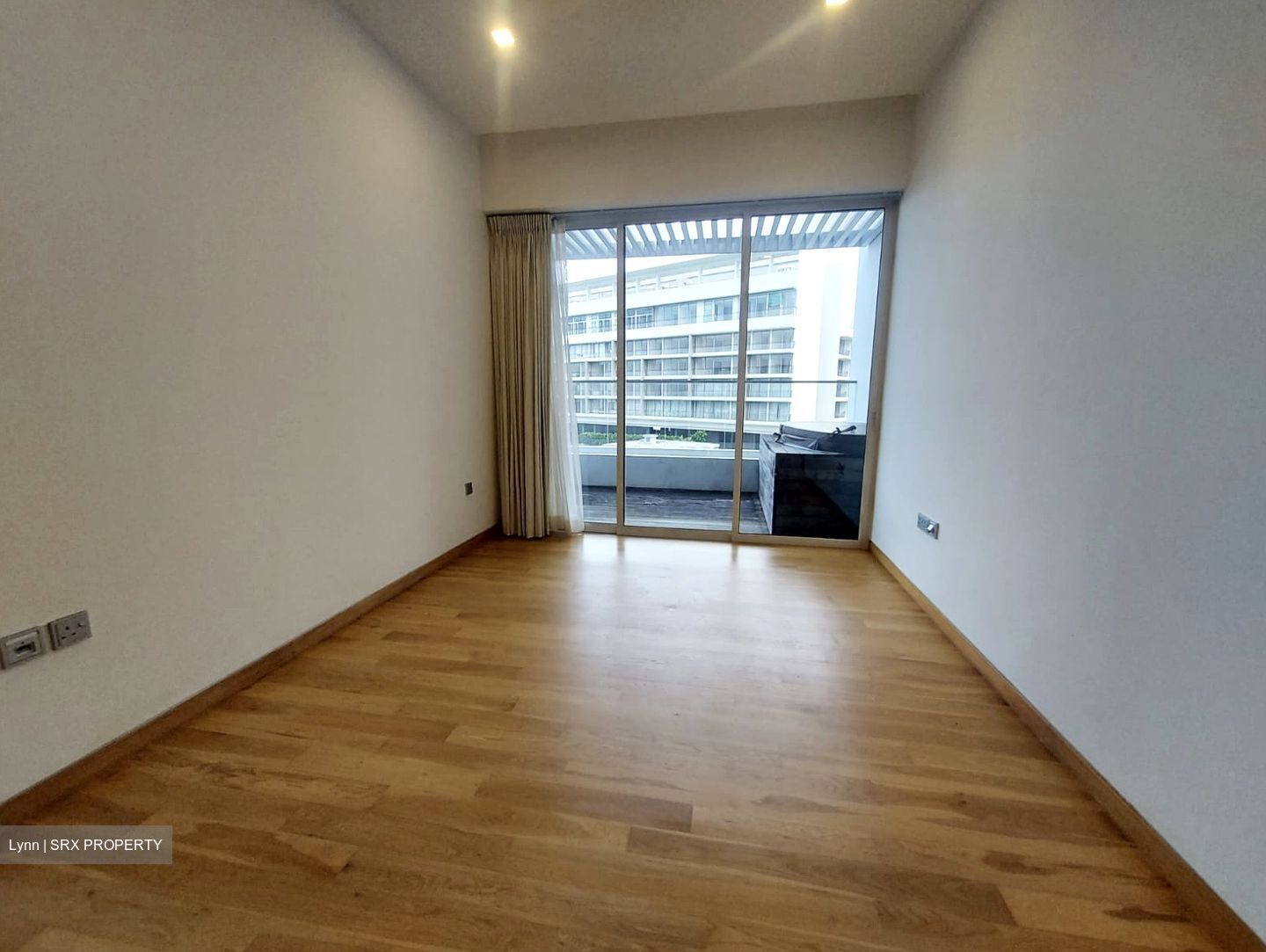 The Peak @ Cairnhill II (D9), Apartment #610229591